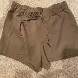 Lululemon shorts!